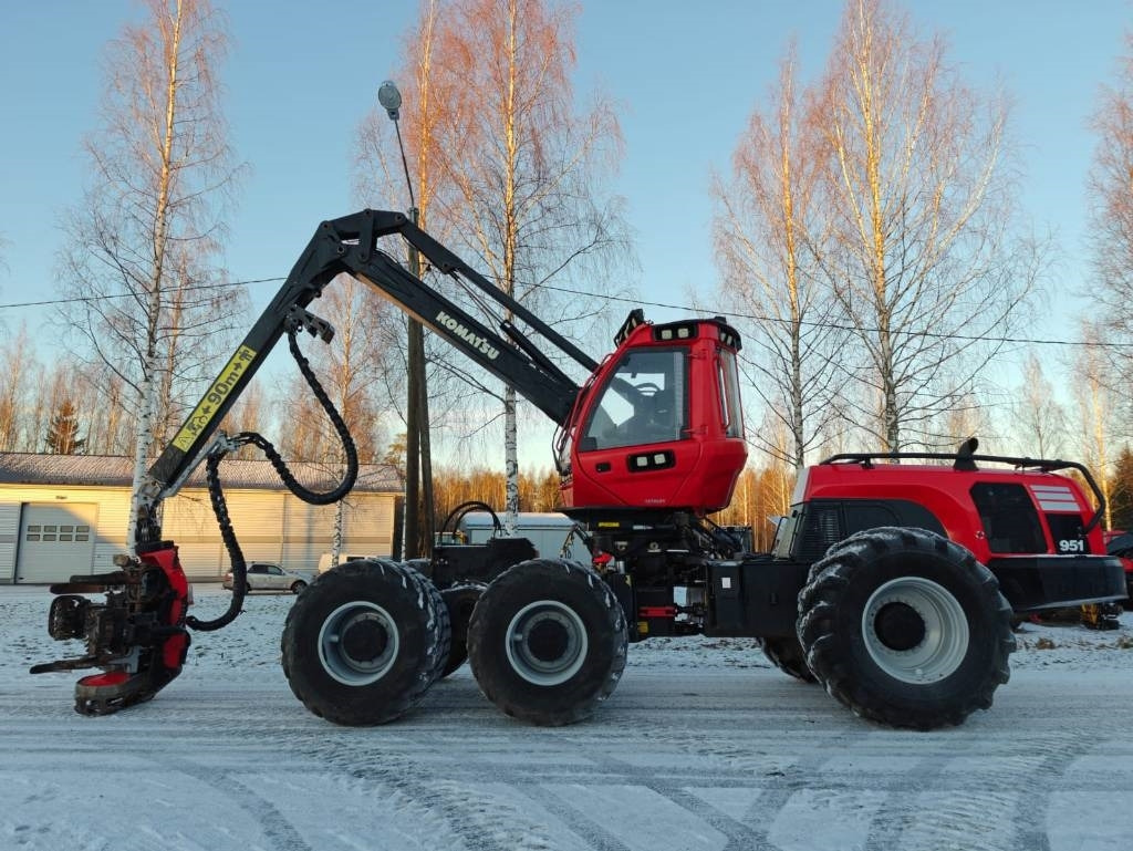 Komatsu 951 - Харвестер: фото 2 Komatsu 951 - Харвестер: фото 2