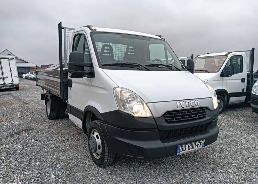 Iveco 35C13, 35C12, 35C15 - Малотоннажный самосвал: фото 2 Iveco 35C13, 35C12, 35C15 - Малотоннажный самосвал: фото 2