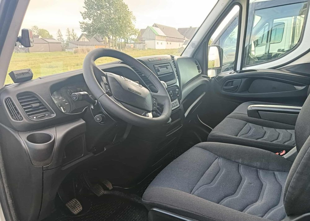 Iveco 35C14, 35C13, 35C12 - Фургон-рефрижератор: фото 4 Iveco 35C14, 35C13, 35C12 - Фургон-рефрижератор: фото 4