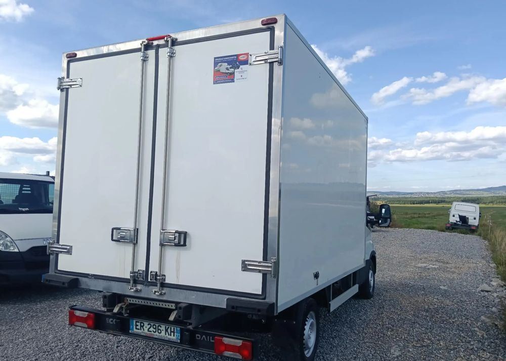 Iveco 35S16, 35S15, 35S14, 35S13, 35C13, 35C14 - Фургон-рефрижератор: фото 2 Iveco 35S16, 35S15, 35S14, 35S13, 35C13, 35C14 - Фургон-рефрижератор: фото 2