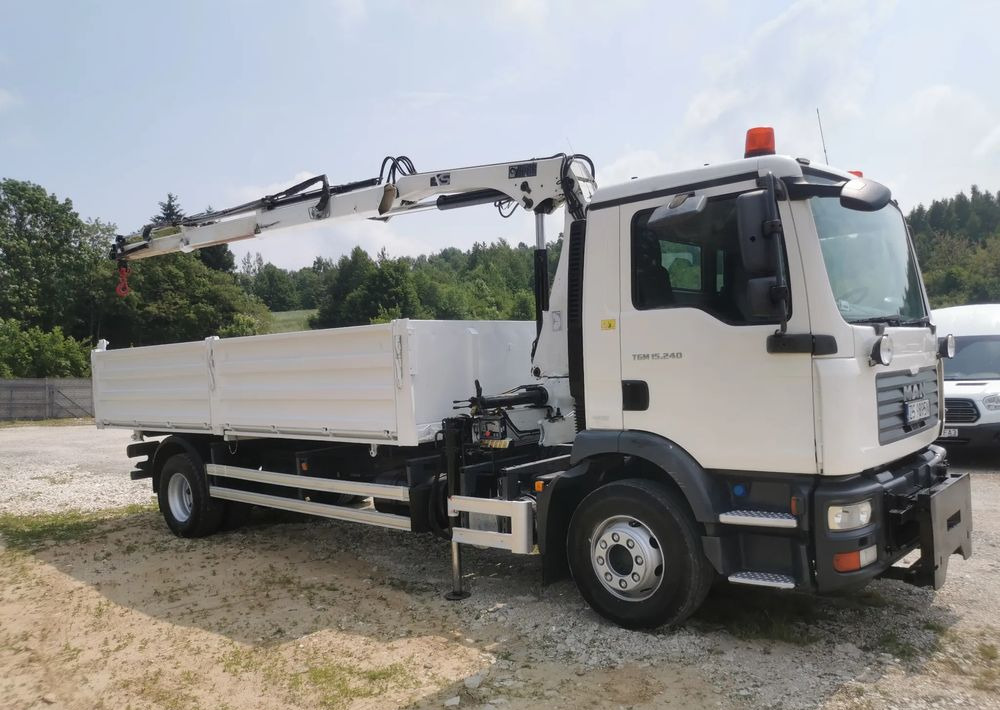 MAN TGM 15.240 Żuraw HDS HIAB + kiper wywrotka + Płyta czołowa Mały przebieg Klima - Самосвал: фото 4 MAN TGM 15.240 Żuraw HDS HIAB + kiper wywrotka + Płyta czołowa Mały przebieg Klima - Самосвал: фото 4