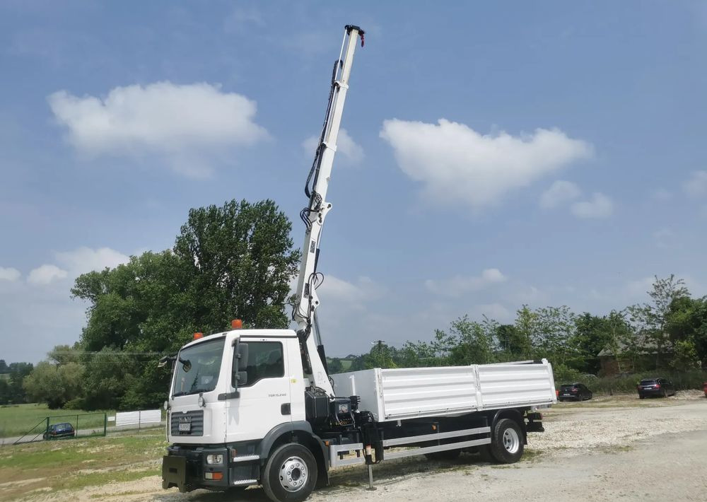 MAN TGM 15.240 Żuraw HDS HIAB + kiper wywrotka + Płyta czołowa Mały przebieg Klima - Самосвал: фото 5 MAN TGM 15.240 Żuraw HDS HIAB + kiper wywrotka + Płyta czołowa Mały przebieg Klima - Самосвал: фото 5