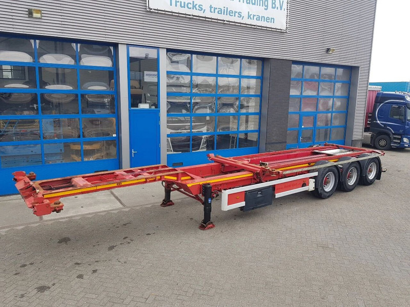 Renders RSCC 12.27 Sliding Table Multi chassis ADR - Полуприцеп-контейнеровоз/ Сменный кузов: фото 1 Renders RSCC 12.27 Sliding Table Multi chassis ADR - Полуприцеп-контейнеровоз/ Сменный кузов: фото 1