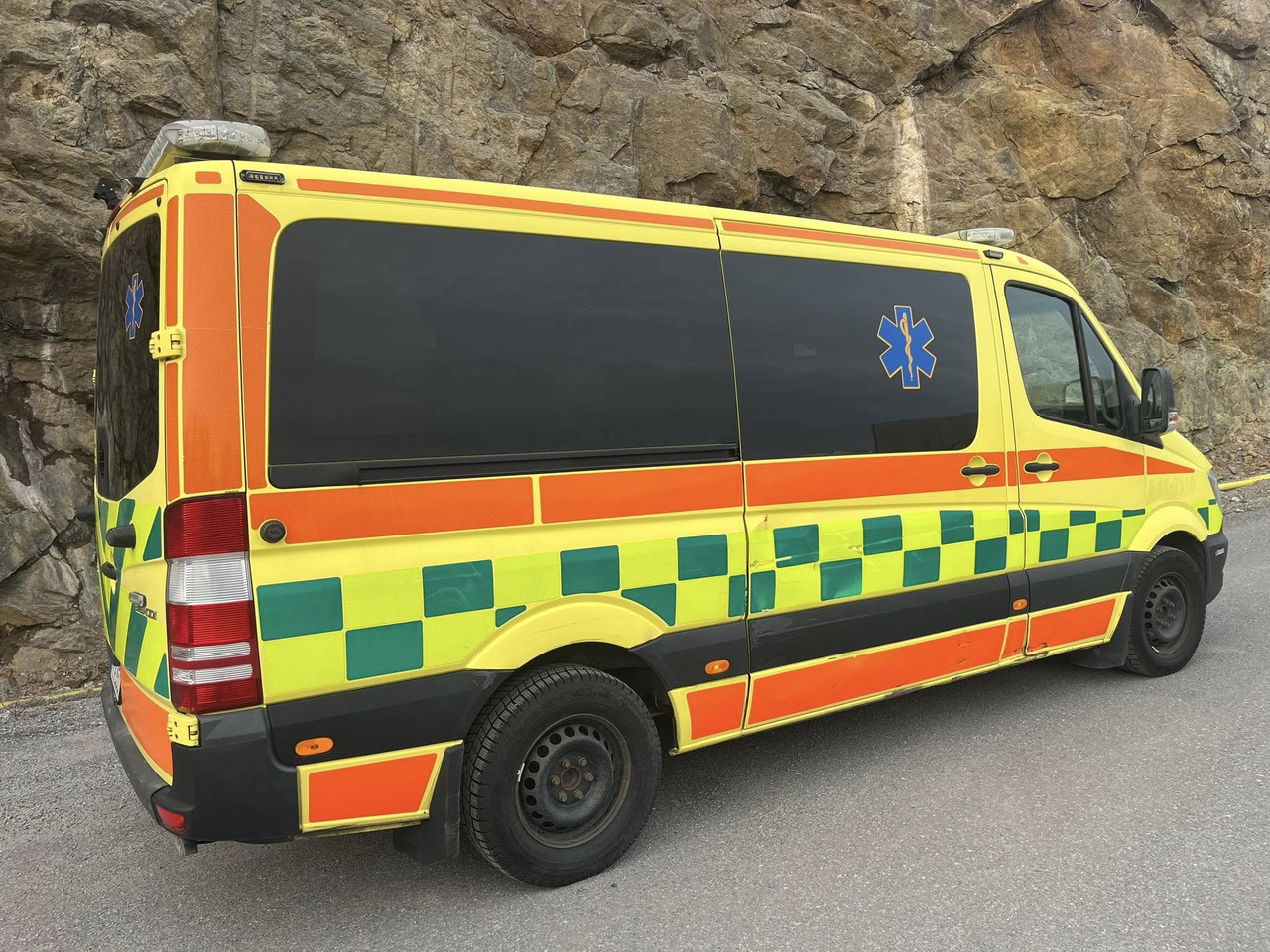 Mercedes-Benz Sprinter 319 - AMBULANCE / Krankenwagen / Швидка допомога - Машина скорой помощи: фото 5 Mercedes-Benz Sprinter 319 - AMBULANCE / Krankenwagen / Швидка допомога - Машина скорой помощи: фото 5