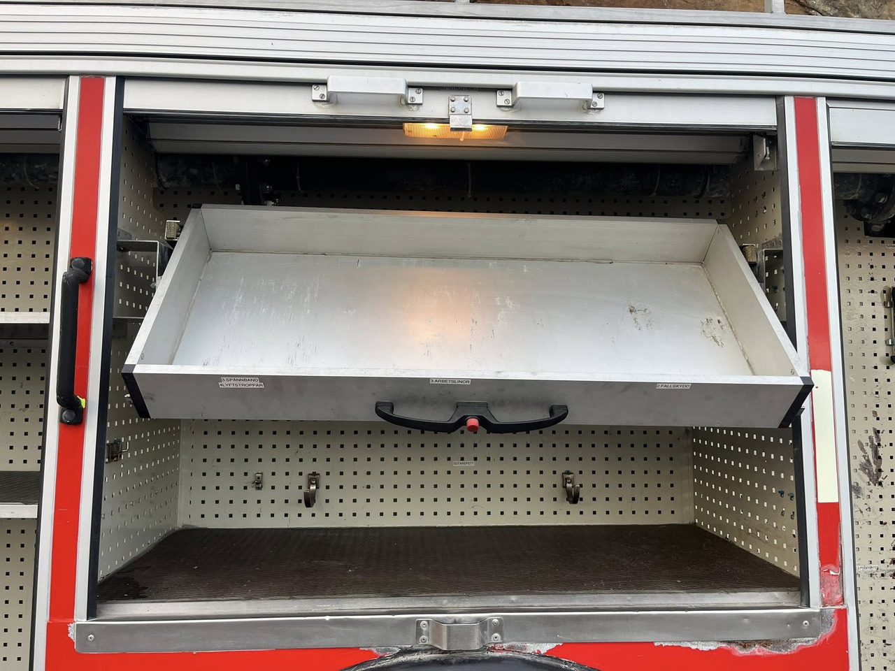 VOLVO FL10 4x2 - fire engine / fire truck / brandbil - Пожарная машина: фото 5 VOLVO FL10 4x2 - fire engine / fire truck / brandbil - Пожарная машина: фото 5