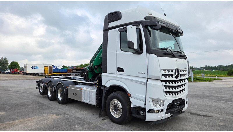 Mercedes-Benz Arocs 3253 8X4*4 Fassi F295 - Крюковой мультилифт, Автоманипулятор: фото 4 Mercedes-Benz Arocs 3253 8X4*4 Fassi F295 - Крюковой мультилифт, Автоманипулятор: фото 4