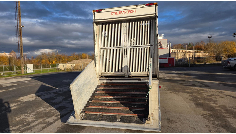 Грузовик для перевозки животных Scania R420 6X2: фото 7