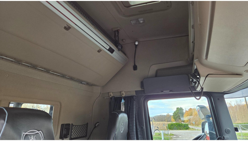 Грузовик для перевозки животных Scania R420 6X2: фото 20