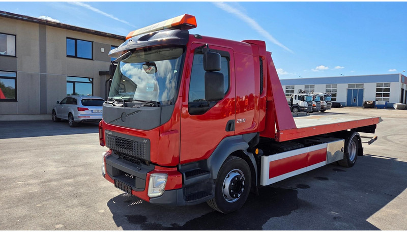 Volvo FL250 4X2 - Эвакуатор: фото 1 Volvo FL250 4X2 - Эвакуатор: фото 1