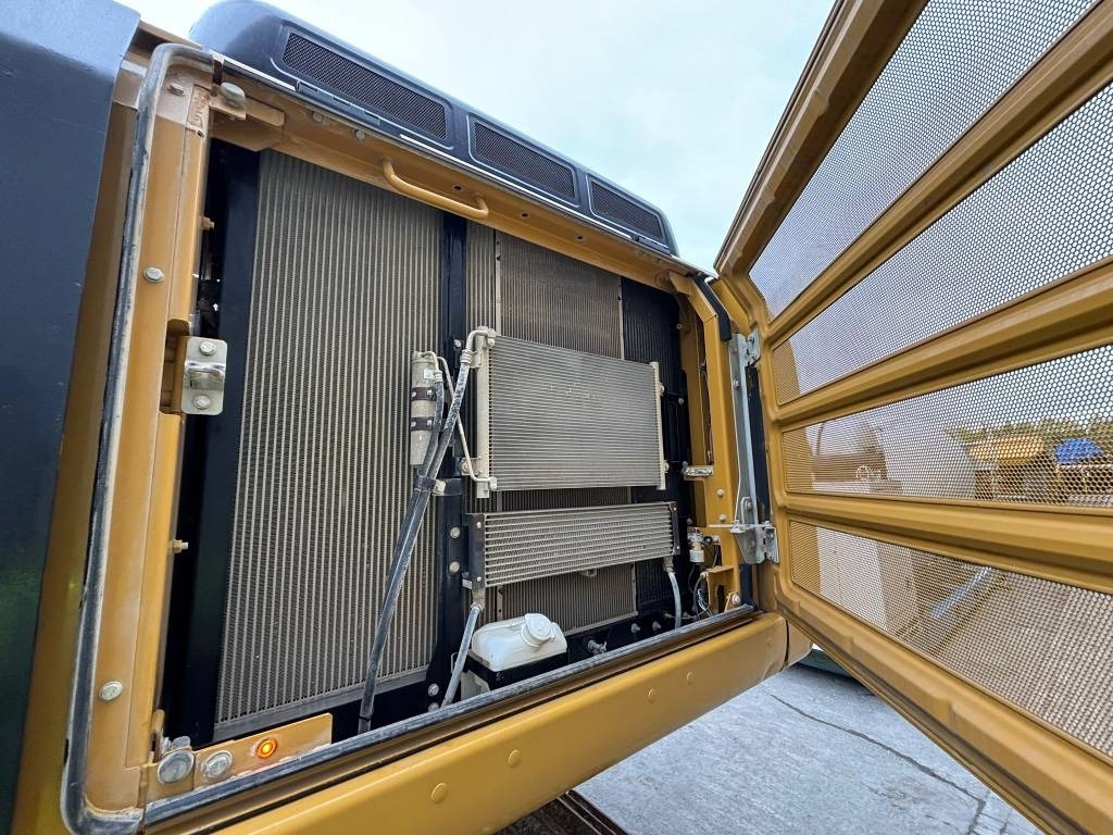 Гусеничный экскаватор CAT 336F L XE (New Undercarriage): фото 21 Гусеничный экскаватор CAT 336F L XE (New Undercarriage): фото 21