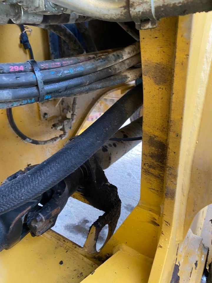 CAT 938 M (Bucket + Forks)  в лизинг CAT 938 M (Bucket + Forks): фото 26