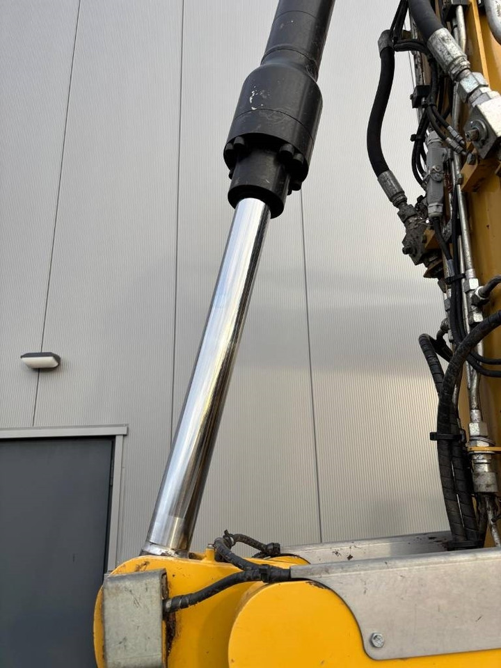 Колёсный экскаватор CAT M 313 D: фото 17