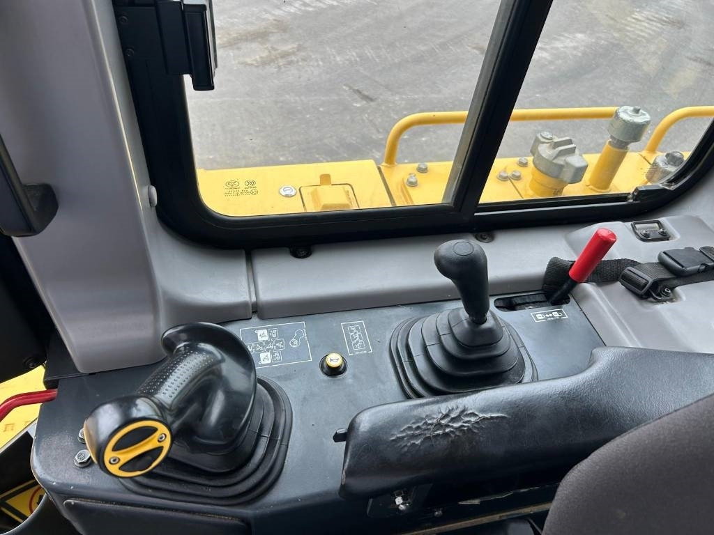 Бульдозер Komatsu D 65 WX-18: фото 13