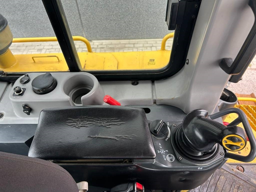 Бульдозер Komatsu D 65 WX-18: фото 12