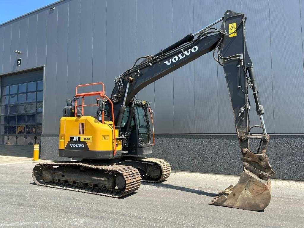 Volvo ECR 145 El - Гусеничный экскаватор: фото 5 Volvo ECR 145 El - Гусеничный экскаватор: фото 5