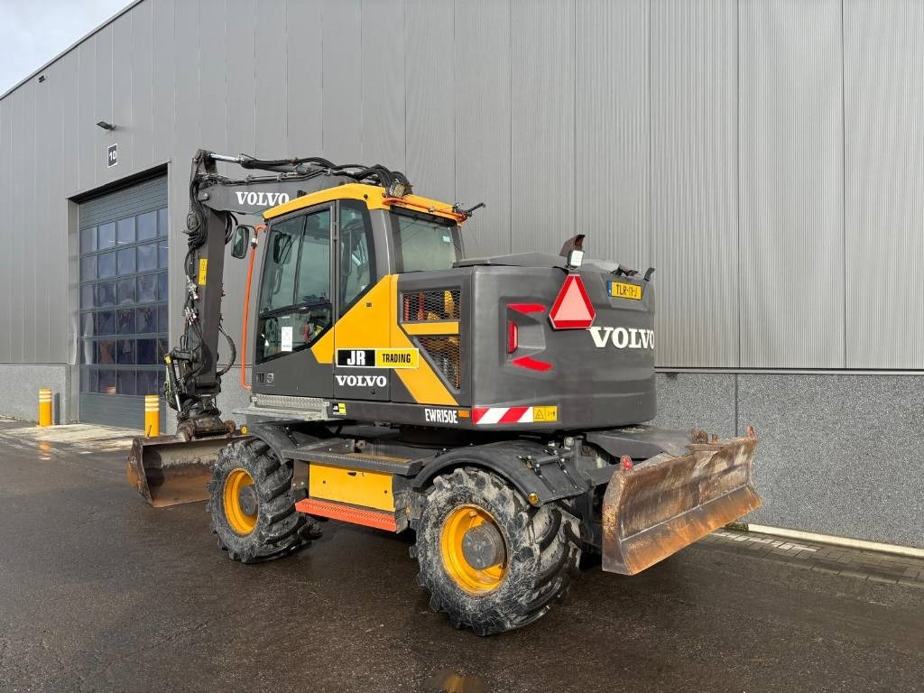 Volvo EWR 150 E - Колёсный экскаватор: фото 3 Volvo EWR 150 E - Колёсный экскаватор: фото 3