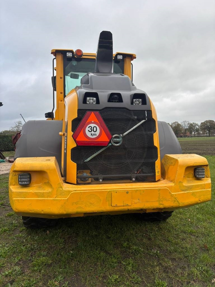 Volvo L 90 H (On Transport)  - Колёсный погрузчик: фото 4 Volvo L 90 H (On Transport)  - Колёсный погрузчик: фото 4