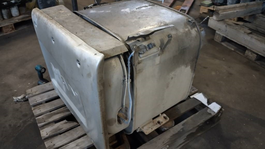 MAN Euro 6 katalysaattori - Двигатель для Грузовиков: фото 2 MAN Euro 6 katalysaattori - Двигатель для Грузовиков: фото 2