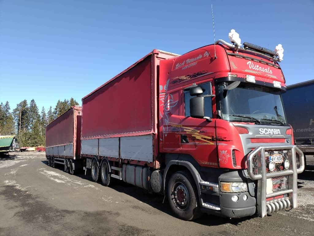 Scania Nousukapelli+Jyki kärry 3m sisäkork.liukukatot - Тентованный грузовик: фото 2 Scania Nousukapelli+Jyki kärry 3m sisäkork.liukukatot - Тентованный грузовик: фото 2