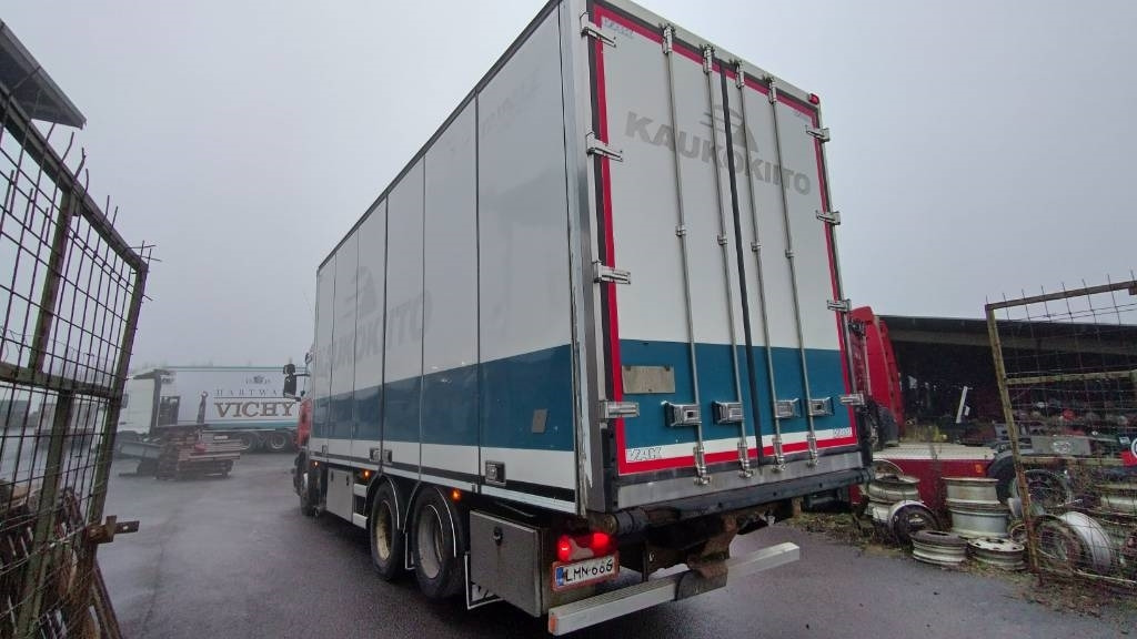 Scania R520 6x2 kokosivuauk kori, thermoking kone - Рефрижератор: фото 4 Scania R520 6x2 kokosivuauk kori, thermoking kone - Рефрижератор: фото 4