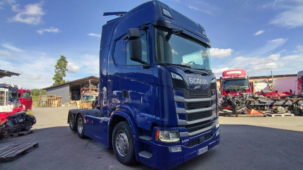 Scania S500 6x2 vetoauto täysilma - Тягач: фото 2 Scania S500 6x2 vetoauto täysilma - Тягач: фото 2