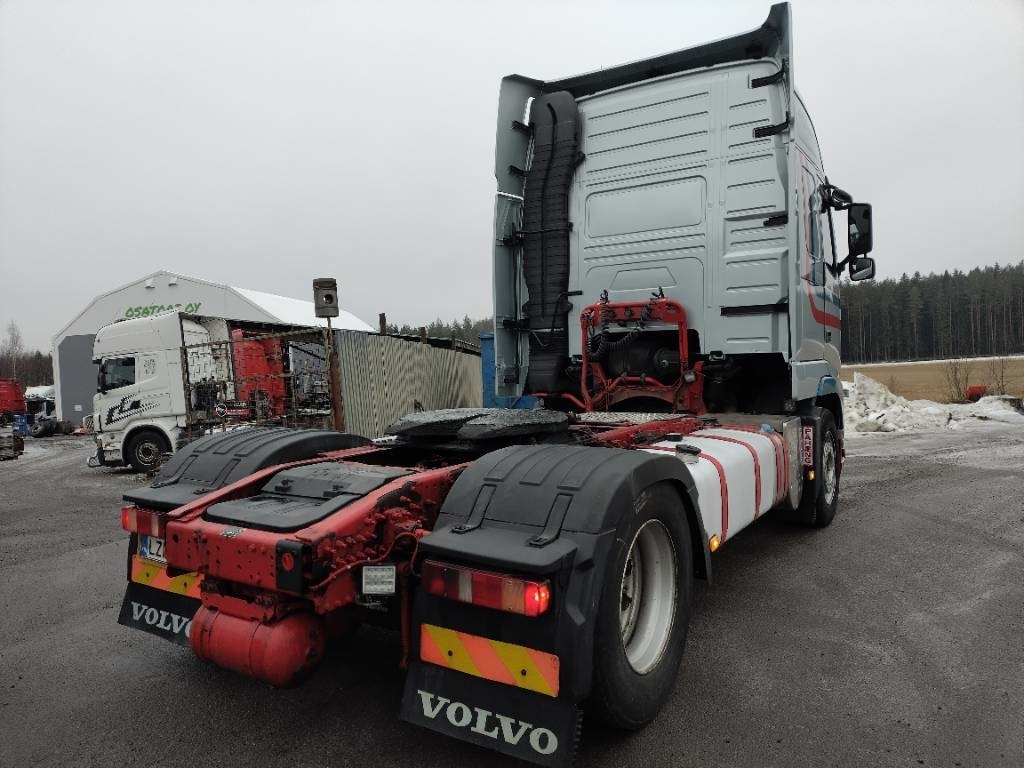 Volvo FH13 460 euro5 veturi täysilmaj. - Тягач: фото 3 Volvo FH13 460 euro5 veturi täysilmaj. - Тягач: фото 3
