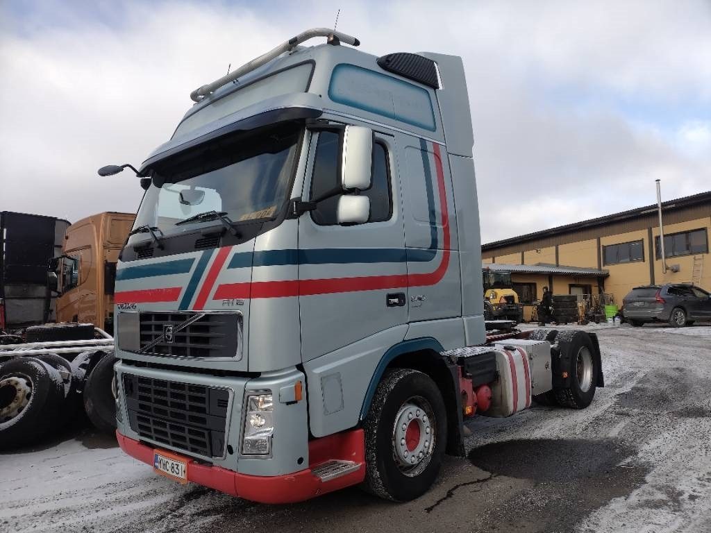 Volvo FH16 660 4x2 vetoauto - Тягач: фото 1 Volvo FH16 660 4x2 vetoauto - Тягач: фото 1