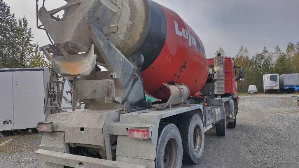 Volvo FM9 8x4 full steel,manual, mixer - Грузовик-цистерна: фото 4 Volvo FM9 8x4 full steel,manual, mixer - Грузовик-цистерна: фото 4