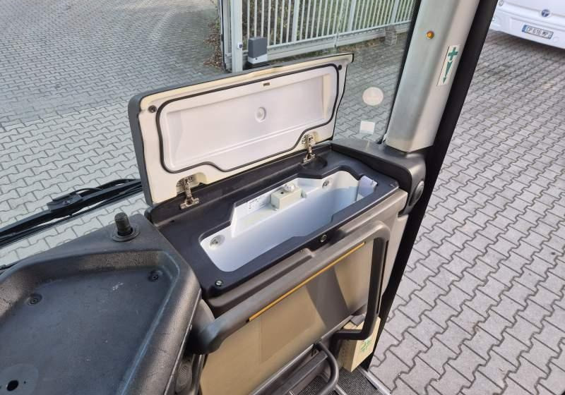 Пригородный автобус Irisbus EVADYS H / SPROWADZONY / MANUAL / KLIMA EURO 5: фото 22