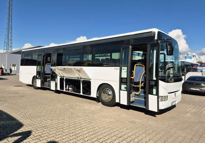 Irisbus RECREO / SPROWADZONY / MANUAL / EURO 5 - Пригородный автобус: фото 5 Irisbus RECREO / SPROWADZONY / MANUAL / EURO 5 - Пригородный автобус: фото 5