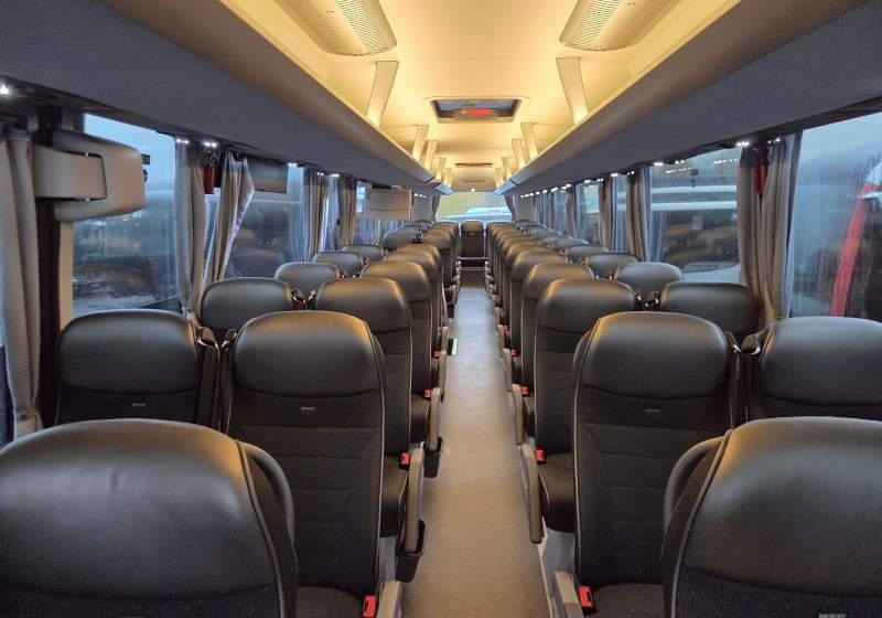 MAN LION'S COACH C / SPROWADZONY/ WC / EURO 6 - Туристический автобус: фото 3 MAN LION'S COACH C / SPROWADZONY/ WC / EURO 6 - Туристический автобус: фото 3