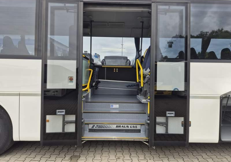 Пригородный автобус Mercedes-Benz INTOURO / 12 M / 2X SZYBY BOCZNE / EURO 5: фото 19 Пригородный автобус Mercedes-Benz INTOURO / 12 M / 2X SZYBY BOCZNE / EURO 5: фото 19