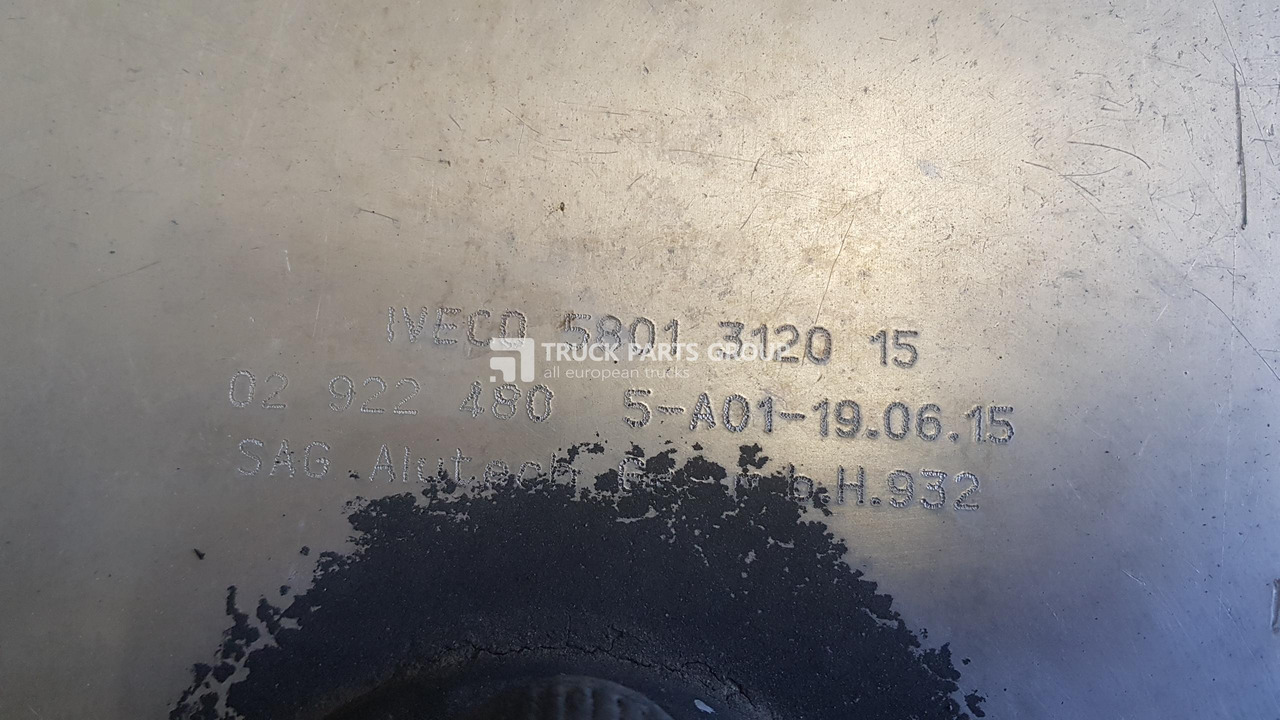 IVECO IVECO STRALIS EURO6 emission fuel tanks, reservoirs with mountings brackets 700l + 480l left + right fuel tanks set 5801312015, 41042847 - Топливный бак для Грузовиков: фото 3 IVECO IVECO STRALIS EURO6 emission fuel tanks, reservoirs with mountings brackets 700l + 480l left + right fuel tanks set 5801312015, 41042847 - Топливный бак для Грузовиков: фото 3