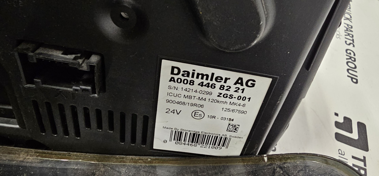 MERCEDES-BENZ Actros MP4 instrument panel, dashboard, EURO6, 0084465521 - Приборная панель для Грузовиков: фото 5 MERCEDES-BENZ Actros MP4 instrument panel, dashboard, EURO6, 0084465521 - Приборная панель для Грузовиков: фото 5