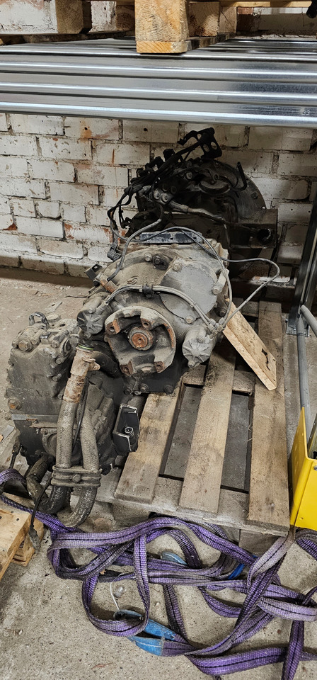 SCANIA SCANIA R, P series EURO3, EURO4 gearbox GRS900R + retarder 5111360, 1895893, 571747, 1426449, 584079, 1516707, 2002705, 1307097, 1392600, 1422861, 1921466, 1303844, 812416, 1338874, 1414632, 812418, 8 - Коробка передач для Грузовиков: фото 1 SCANIA SCANIA R, P series EURO3, EURO4 gearbox GRS900R + retarder 5111360, 1895893, 571747, 1426449, 584079, 1516707, 2002705, 1307097, 1392600, 1422861, 1921466, 1303844, 812416, 1338874, 1414632, 812418, 8 - Коробка передач для Грузовиков: фото 1