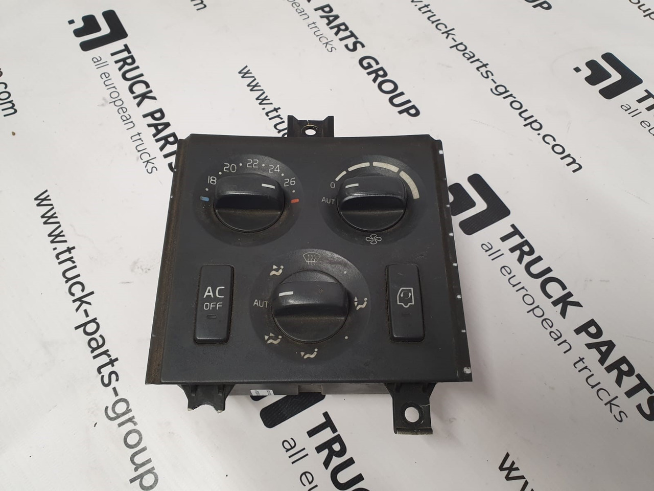 VOLVO FH12, FH13, EURO3, EURO4, EURO5 climate control unit, AC control 20508582, 21318121, 20508579, 21086068, GKR 9140010534, CU-BAS, 21284813, 21318125, CU-ECC 20467046, 20481621, 20508581, 21318123 - Приборная панель для Грузовиков: фото 2 VOLVO FH12, FH13, EURO3, EURO4, EURO5 climate control unit, AC control 20508582, 21318121, 20508579, 21086068, GKR 9140010534, CU-BAS, 21284813, 21318125, CU-ECC 20467046, 20481621, 20508581, 21318123 - Приборная панель для Грузовиков: фото 2