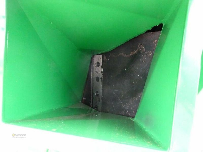 Vemac Holzhäcksler Agrifarm WOD11H Holzschredder Häcksler Hydraulik, bis 13cm Holzeinzug - Измельчитель древесины: фото 1 Vemac Holzhäcksler Agrifarm WOD11H Holzschredder Häcksler Hydraulik, bis 13cm Holzeinzug - Измельчитель древесины: фото 1