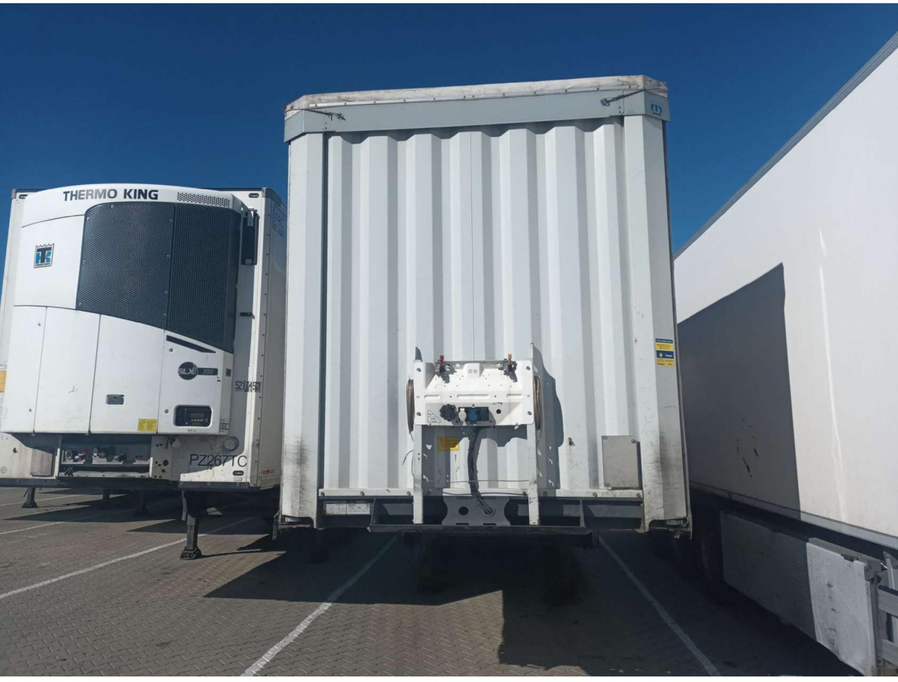 2018 Krone SDP Profi Liner Standard Lifting Axle - Тентованный полуприцеп: фото 1 2018 Krone SDP Profi Liner Standard Lifting Axle - Тентованный полуприцеп: фото 1