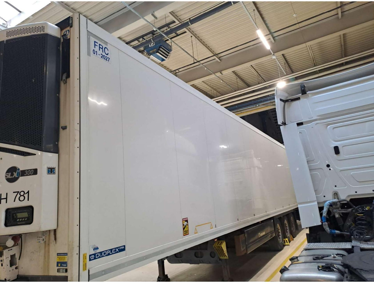 2018 Krone SDR Double Deck Cool Liner FP45 ThermoKing SLXi 300 Lifting Axle - Полуприцеп-рефрижератор: фото 2 2018 Krone SDR Double Deck Cool Liner FP45 ThermoKing SLXi 300 Lifting Axle - Полуприцеп-рефрижератор: фото 2