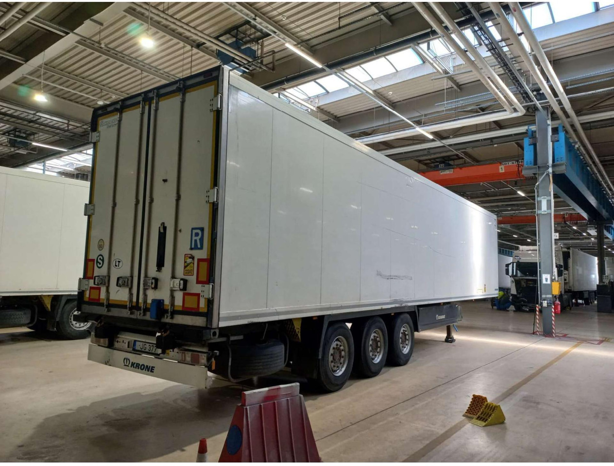 Полуприцеп-рефрижератор 2018 Krone SDR Double Deck Cool Liner FP45 ThermoKing SLXi 300 Lifting Axle: фото 6