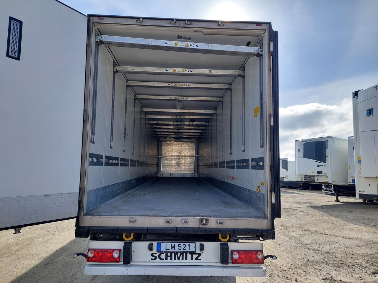 2018 Schmitz Cargobull Double Deck FP 60 ThermoKing SLXi 300 Lifting Axle - Полуприцеп-рефрижератор: фото 4 2018 Schmitz Cargobull Double Deck FP 60 ThermoKing SLXi 300 Lifting Axle - Полуприцеп-рефрижератор: фото 4