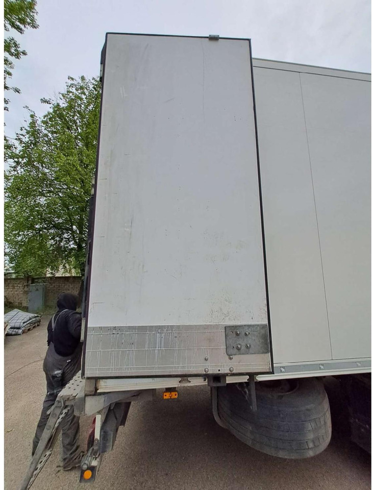2019 Schmitz Cargobull SKO FP 60 ThermoKing SLXi 300 - Полуприцеп-рефрижератор: фото 4 2019 Schmitz Cargobull SKO FP 60 ThermoKing SLXi 300 - Полуприцеп-рефрижератор: фото 4