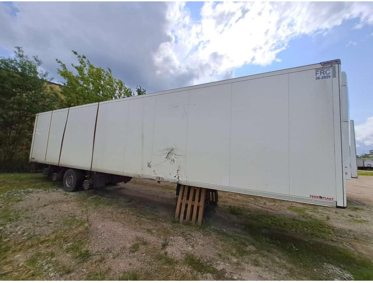 2023 Schmitz Cargobull SKO FP 60 ThermoKing SLXi 300 - Полуприцеп-рефрижератор: фото 3 2023 Schmitz Cargobull SKO FP 60 ThermoKing SLXi 300 - Полуприцеп-рефрижератор: фото 3