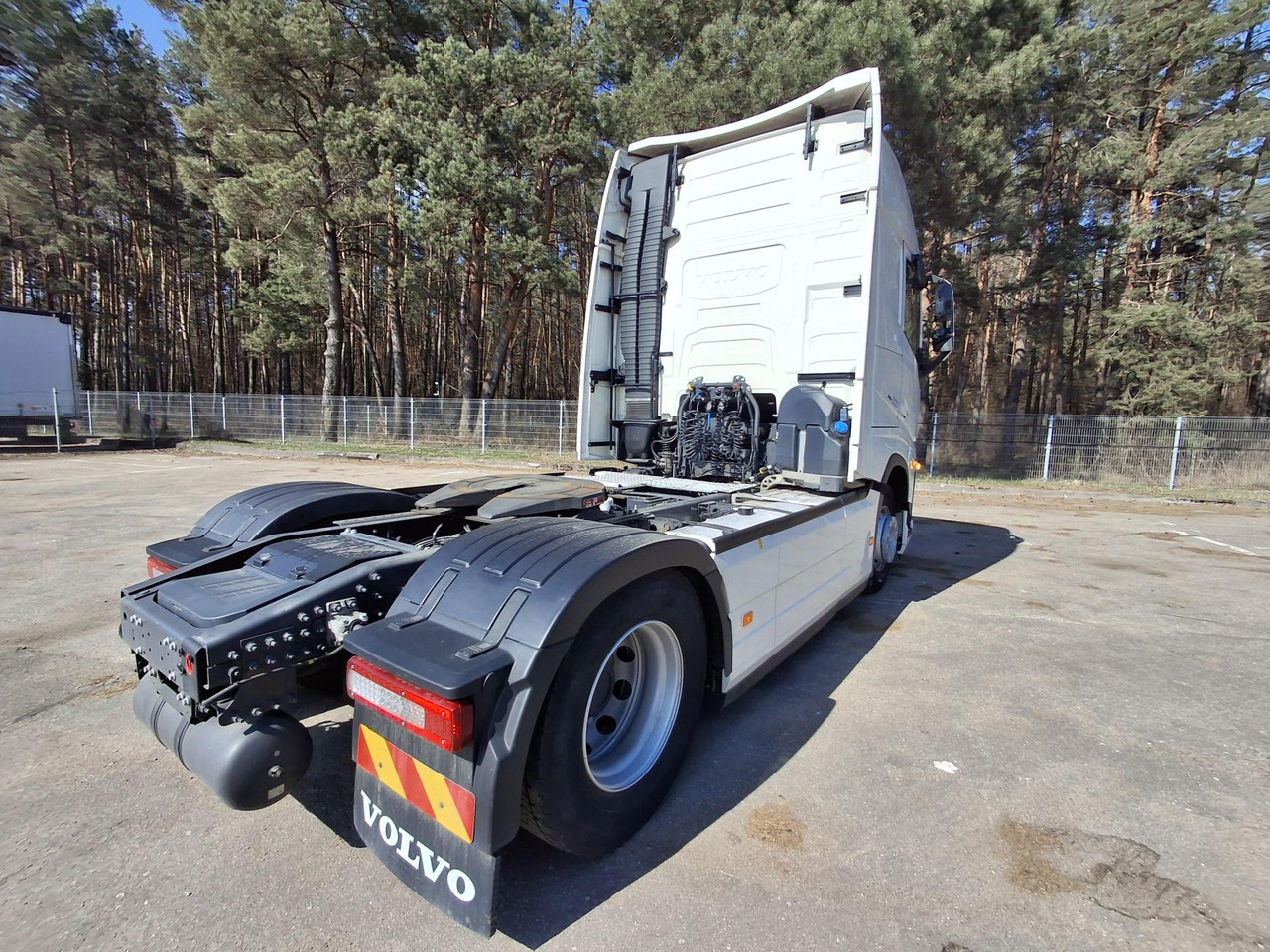 2022/2023 Volvo FH 500 Globetrotter XL - Другая техника: фото 4 2022/2023 Volvo FH 500 Globetrotter XL - Другая техника: фото 4