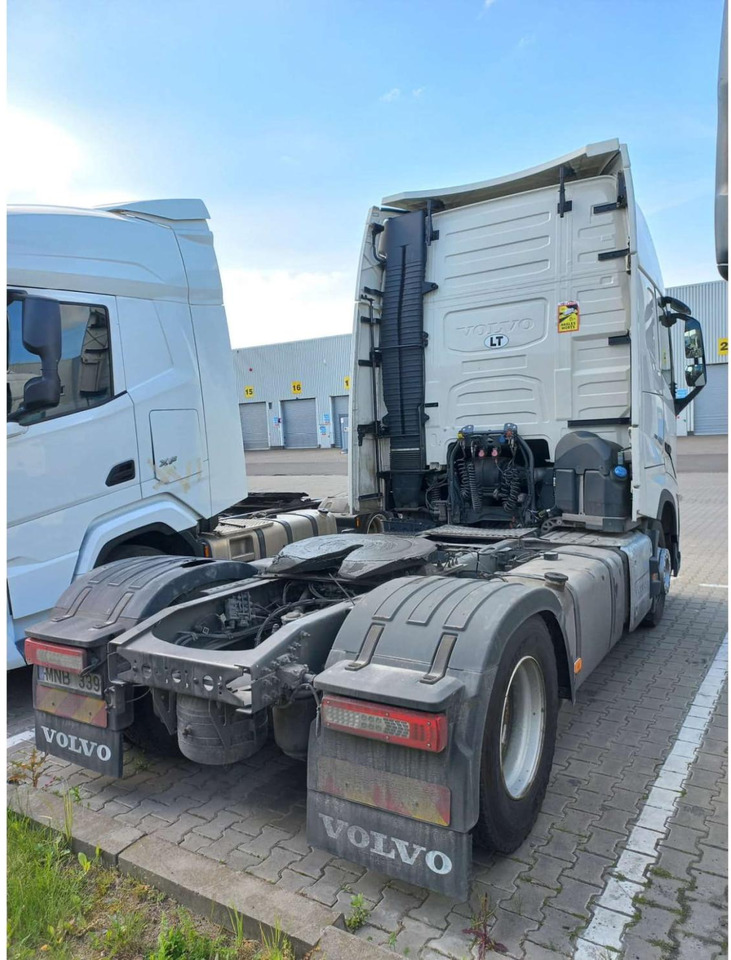 2023 Volvo FH 460 Globetrotter XL i-Save - Другая техника: фото 2 2023 Volvo FH 460 Globetrotter XL i-Save - Другая техника: фото 2