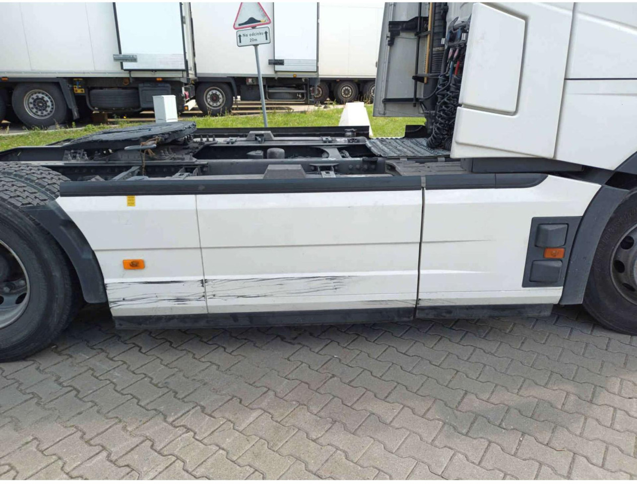 2023 Volvo FH 460 Globetrotter XL i-Save Side Skirts - Тягач: фото 5 2023 Volvo FH 460 Globetrotter XL i-Save Side Skirts - Тягач: фото 5