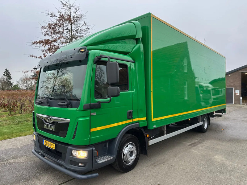 MAN TGL 10.180 / NL TRUCK / EURO6 / BOX+LIFT+SIDE DOOR / LOW KM / TOP!! - Грузовик с закрытым кузовом: фото 1 MAN TGL 10.180 / NL TRUCK / EURO6 / BOX+LIFT+SIDE DOOR / LOW KM / TOP!! - Грузовик с закрытым кузовом: фото 1