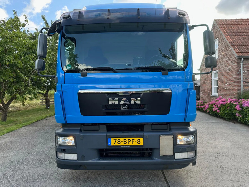 MAN TGM 15.250 / NL TRUCK / EURO 5 / SLIDING ROOF / BOX + TAILLIFT / FULL AIR / NAVI - Грузовик с закрытым кузовом: фото 2 MAN TGM 15.250 / NL TRUCK / EURO 5 / SLIDING ROOF / BOX + TAILLIFT / FULL AIR / NAVI - Грузовик с закрытым кузовом: фото 2