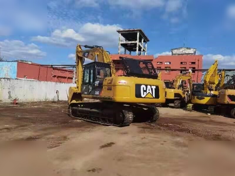 CATERPILLAR 330C - Гусеничный экскаватор: фото 2 CATERPILLAR 330C - Гусеничный экскаватор: фото 2