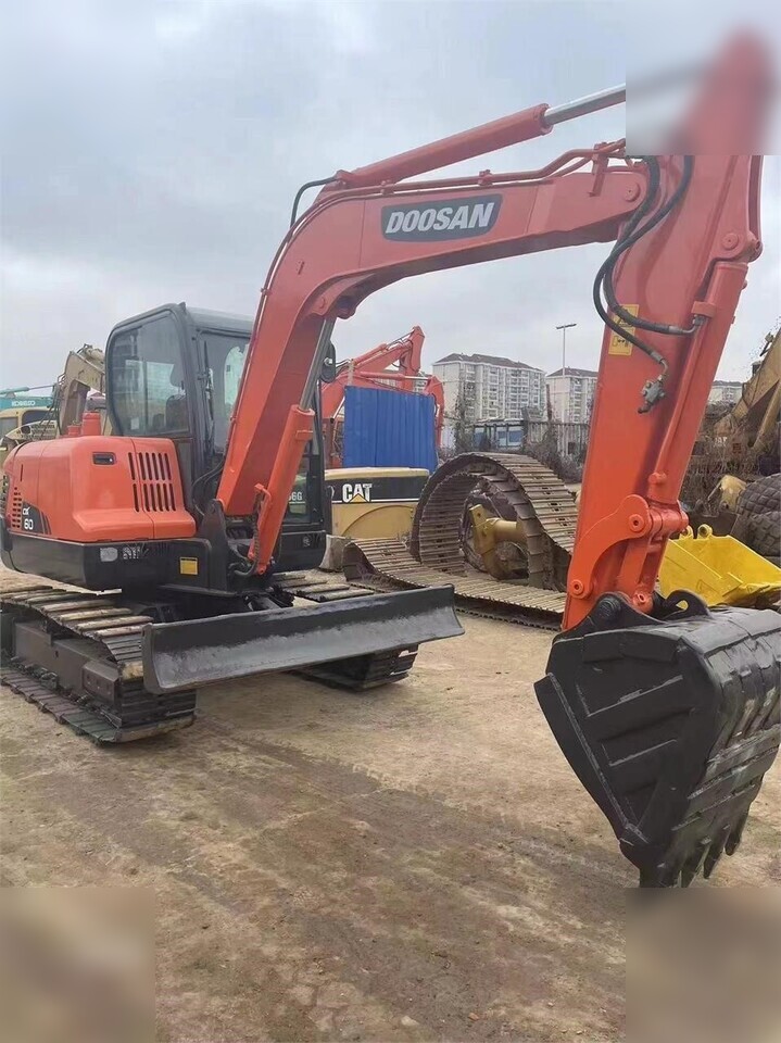 DOOSAN DX60 - Гусеничный экскаватор: фото 4 DOOSAN DX60 - Гусеничный экскаватор: фото 4